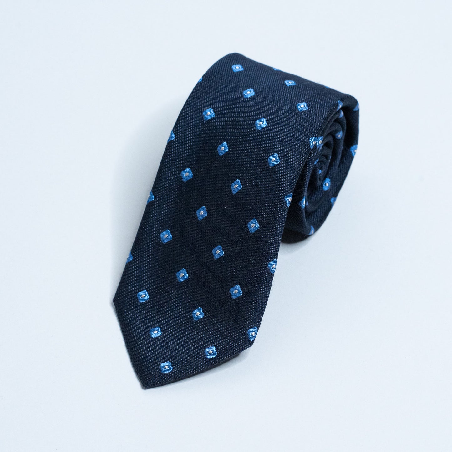 Slips, mørkeblått med mønster S23005