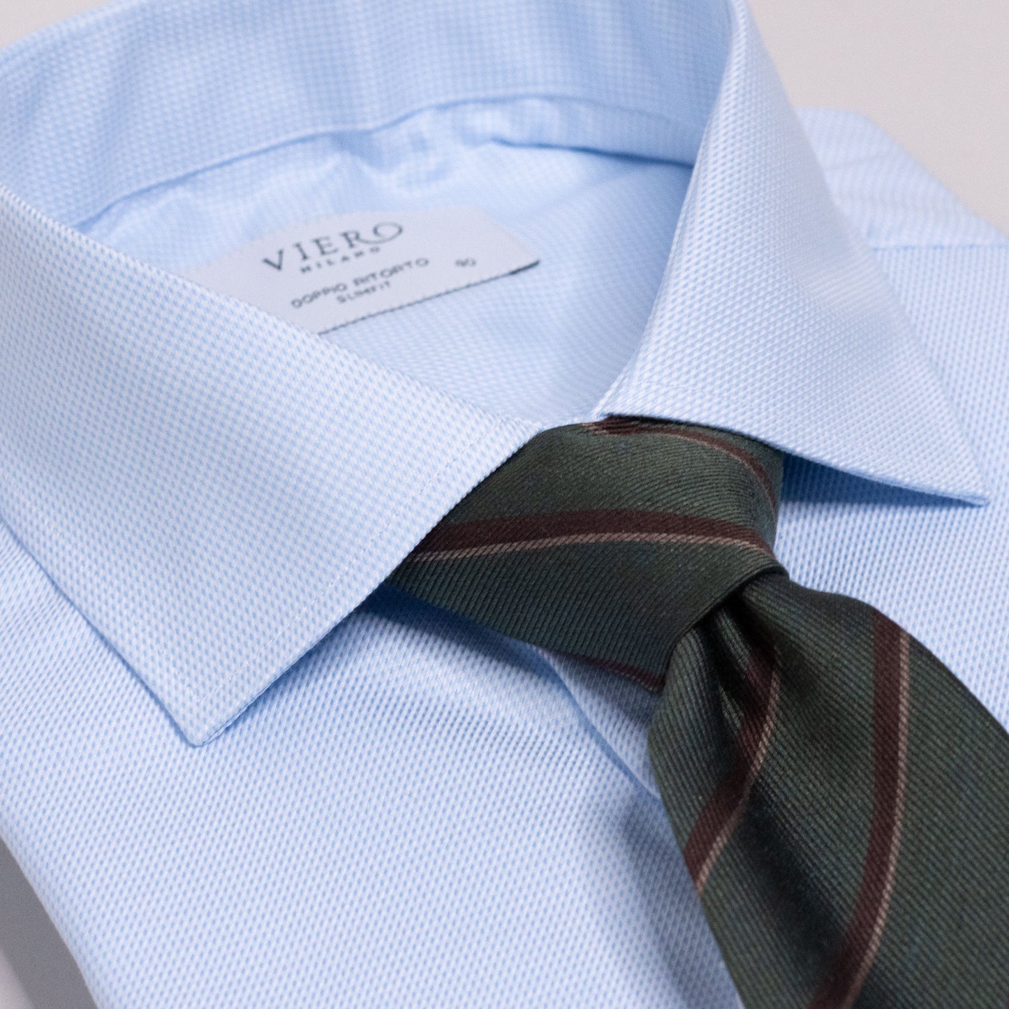 Slips, mørkegrønt med brune striper S24009