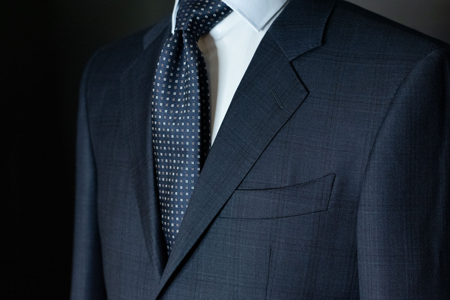 NY: Dress, Navy med svake ruter Super 110'S (art. VM9/1)